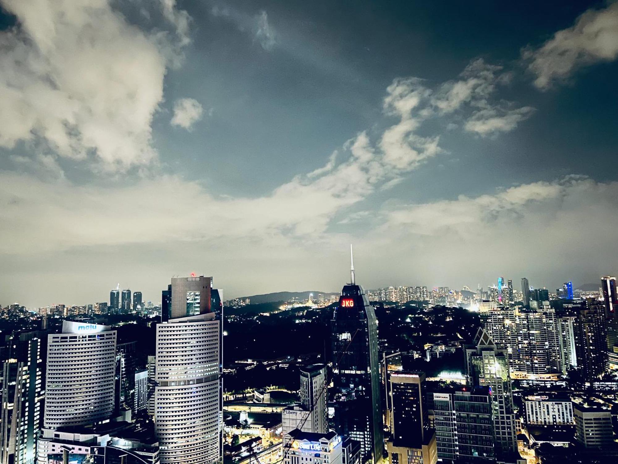 The Infinitum Kualalumpur Skypool Hotel กัวลาลัมเปอร์ ภายนอก รูปภาพ