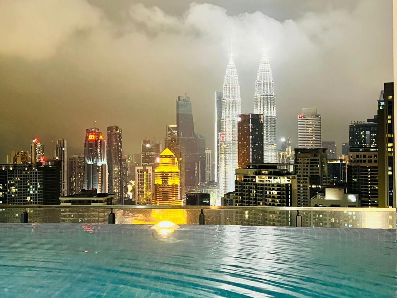 The Infinitum Kualalumpur Skypool Hotel กัวลาลัมเปอร์ ภายนอก รูปภาพ
